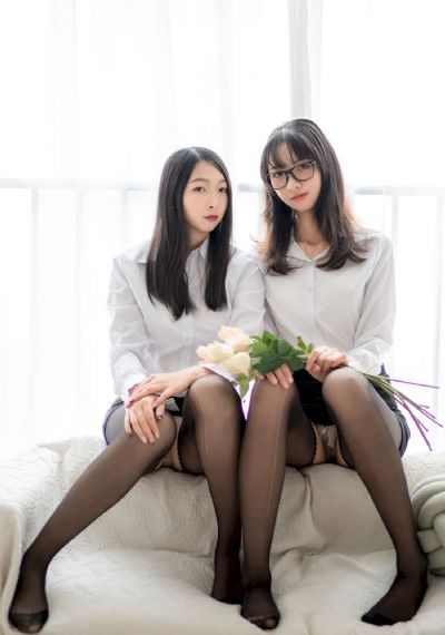 美女无遮挡撒尿_字幕高清版在线观看