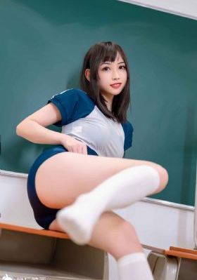 丰满的迷人教师护士_BD英语免费在线观看