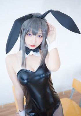 欧美伦理年轻的子_720免费在线观看