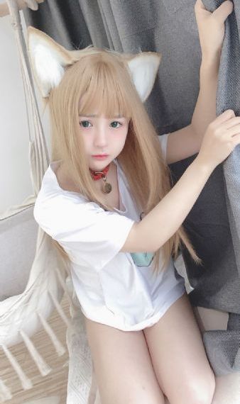 扒开少妇洁白大腿挺进公交车_720高清视频播放